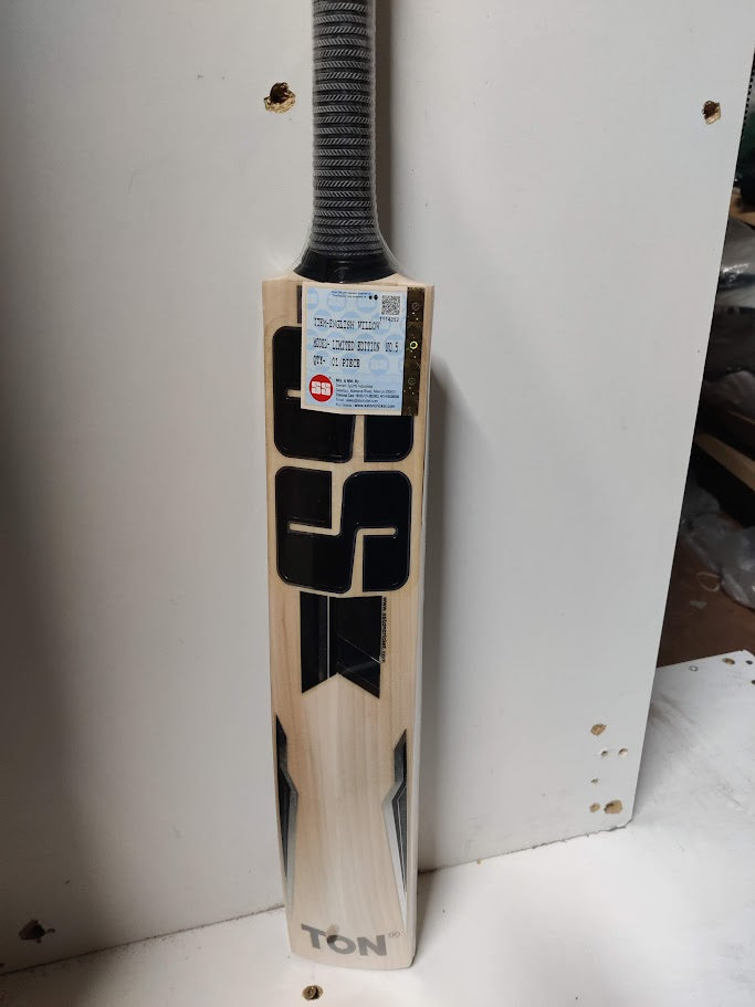 SS TON Limited Edition Junior Cricket Bat