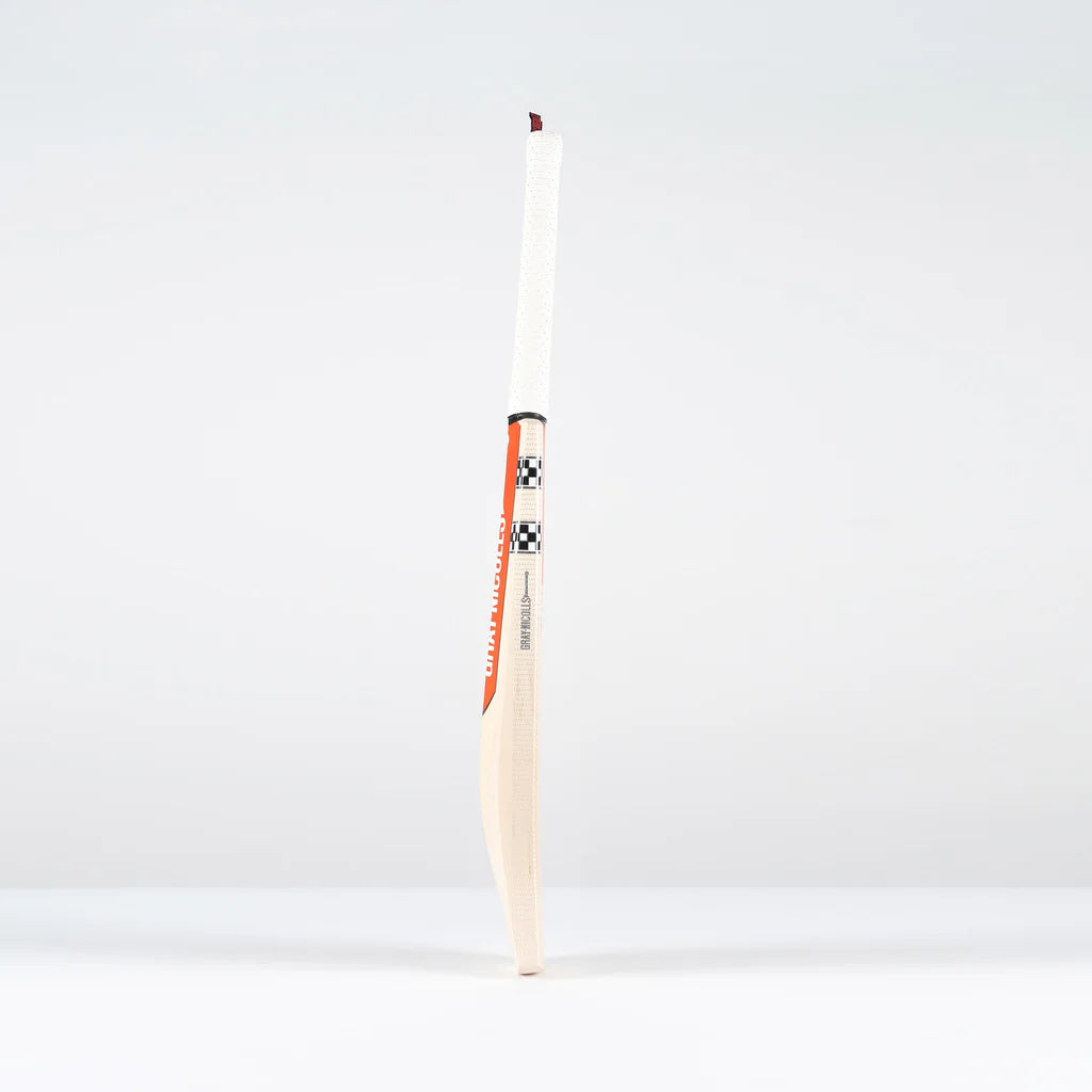 Gray-Nicolls Classic Academy Cricket Bat - 2026