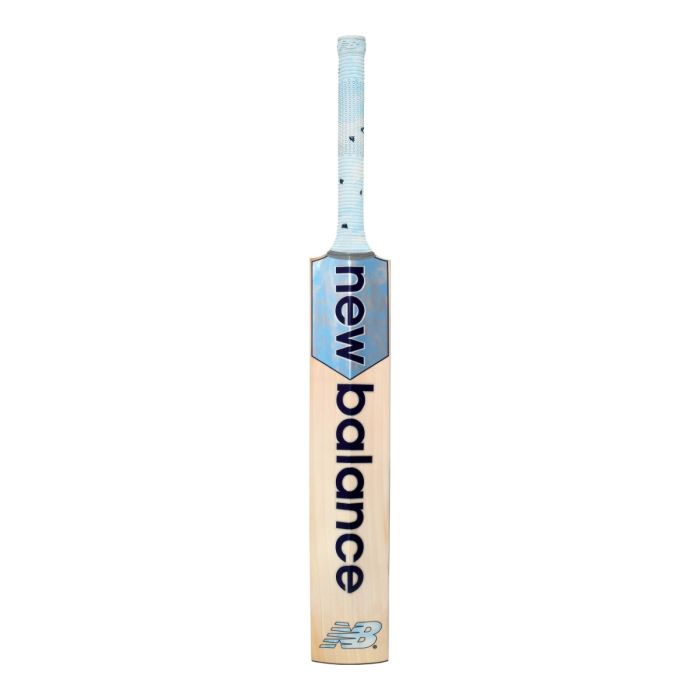 New Balance DC 880 Cricket Bat (Adult) (2024)