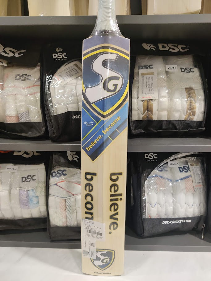 SG IK Xtreme Cricket Bat - 2022