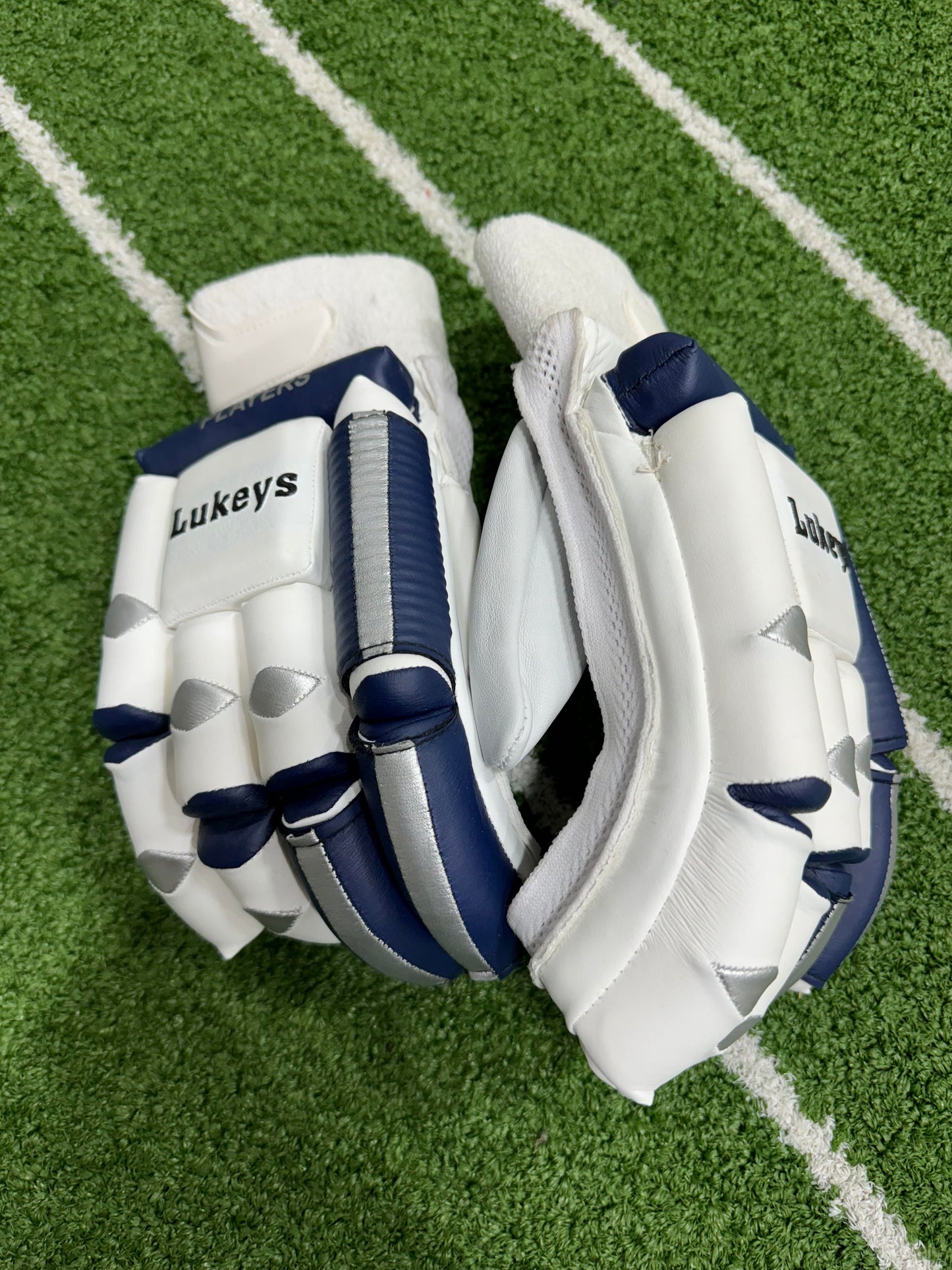 Lukeys Players Edition Batting Gloves