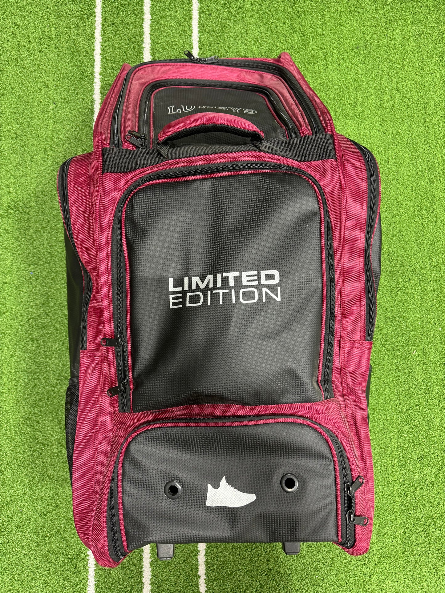 Lukeys Limited Edition Duffle/Wheelie Bag